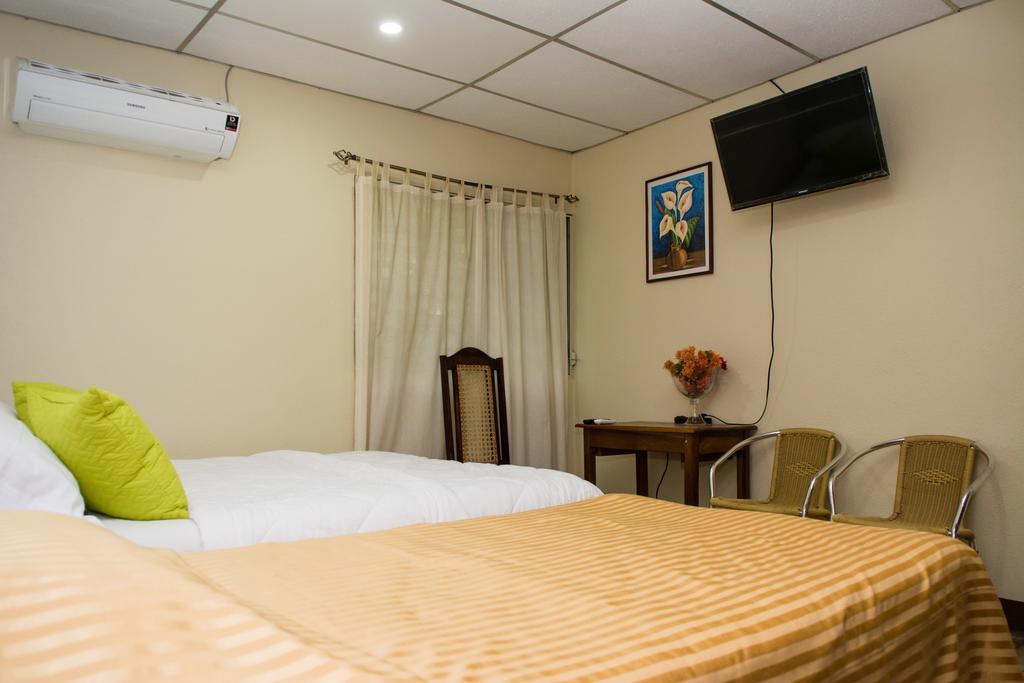 מנאגווה Hostal Casa Los Espinoza מראה חיצוני תמונה